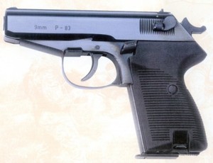 Pistolet P–83 kal. 9x18 mm