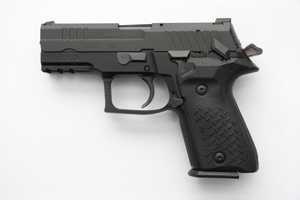 Pistolet Rex Zero 1 CP kal. 9x19 mm