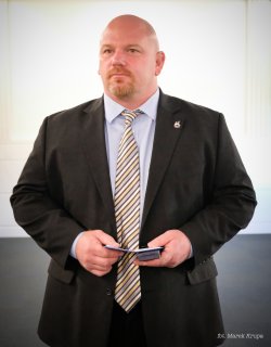 Special DEA agent Jason Schumacher awarded Brown Police Merit-Based Medal